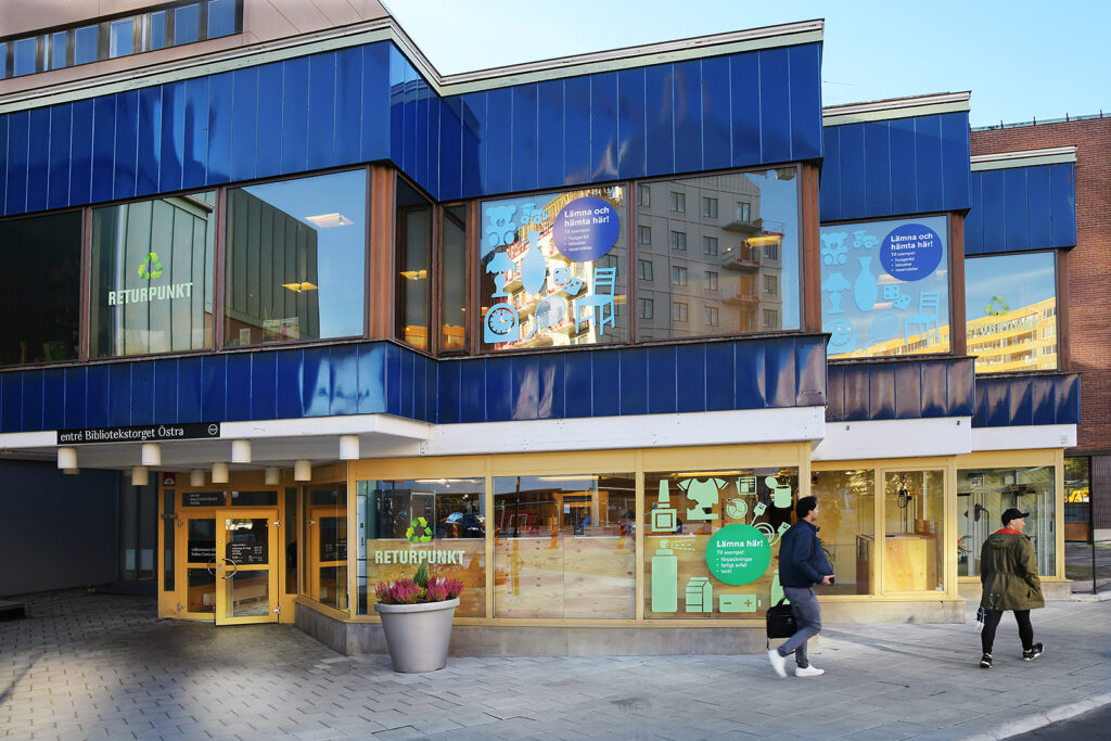 Entrén till vår butik för att lämna mindre mängder avfall i Solna centrum